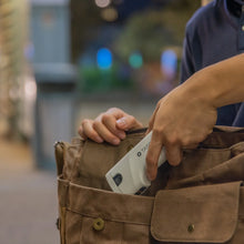 Load image into Gallery viewer, TASER BOLT 2