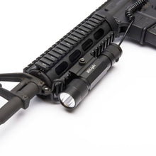 Load image into Gallery viewer, HILIGHT 800 LM RIFLE MOUNTED TACTICAL FLASHLIGHT W/SMART PRESSURE SWITCH